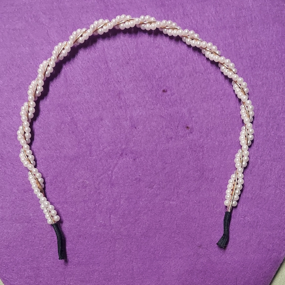 Elegant Pearl Beaded Headband